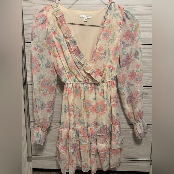 City Vibe Dresses & Skirts - Floral Ruffle Mini Dress